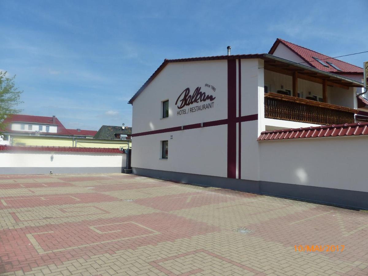 Hotel/Restaurant Balkan Sömmerda Esterno foto